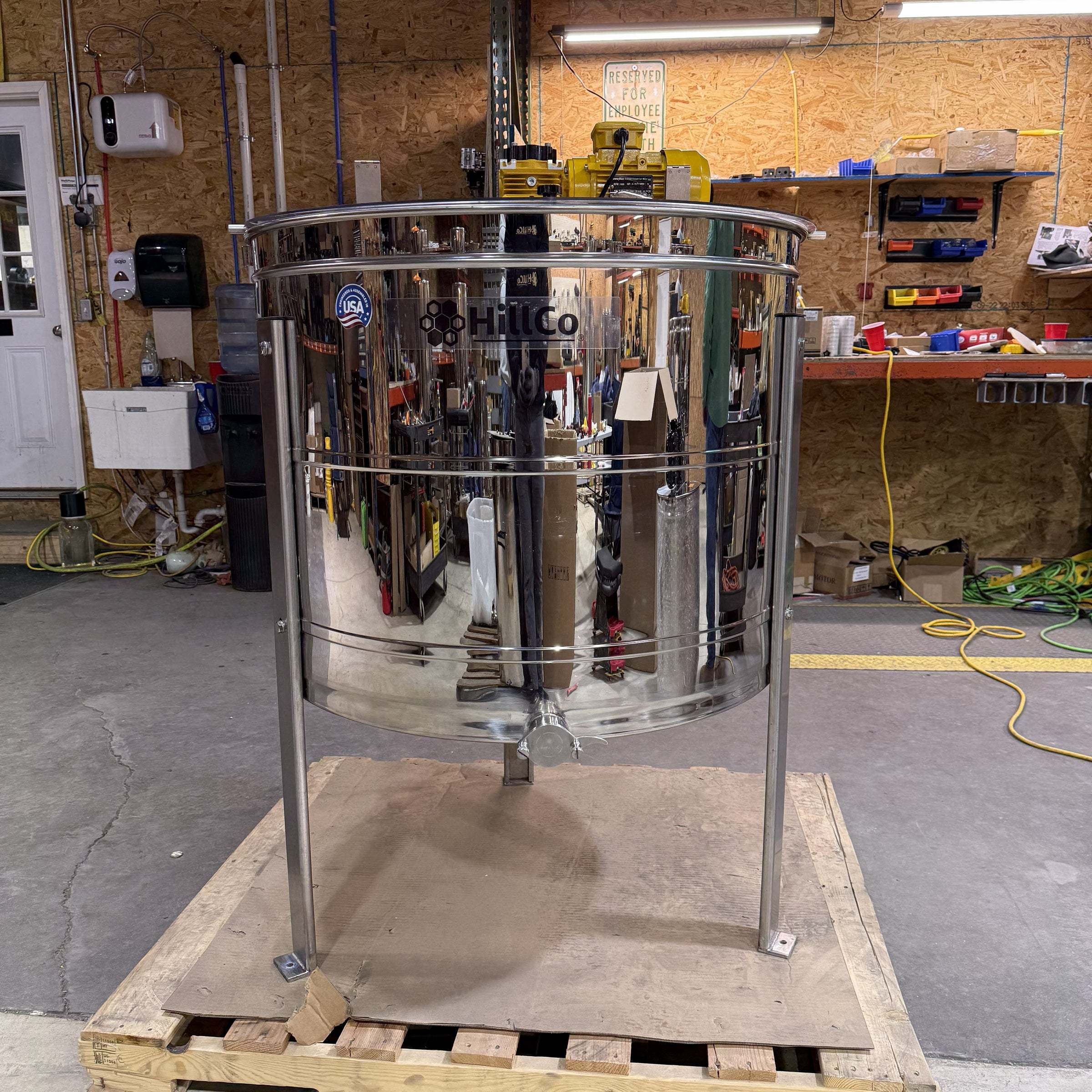Maxx32 Honey Extractor - CLEARANCE - Lot 148