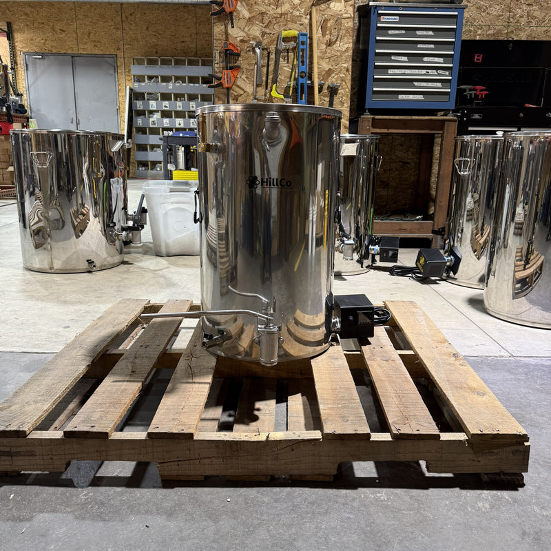 16 Gallon Heated Bottling Tank - CLEARANCE - Lot #166