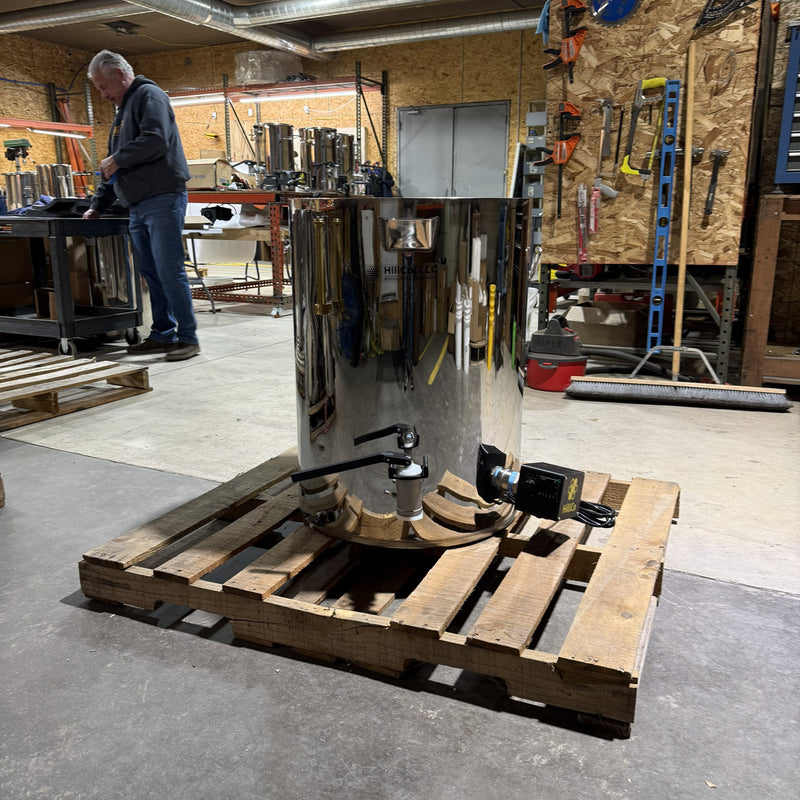 32 Gallon Heated Bottling Tank (NO LID) - CLEARANCE - LOT# 172