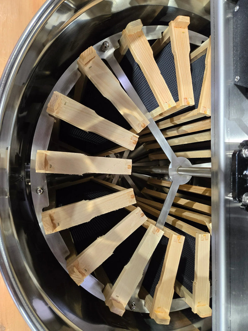 Maxx18 Honey Extractor - 18 Frame Radial - Free Shipping!