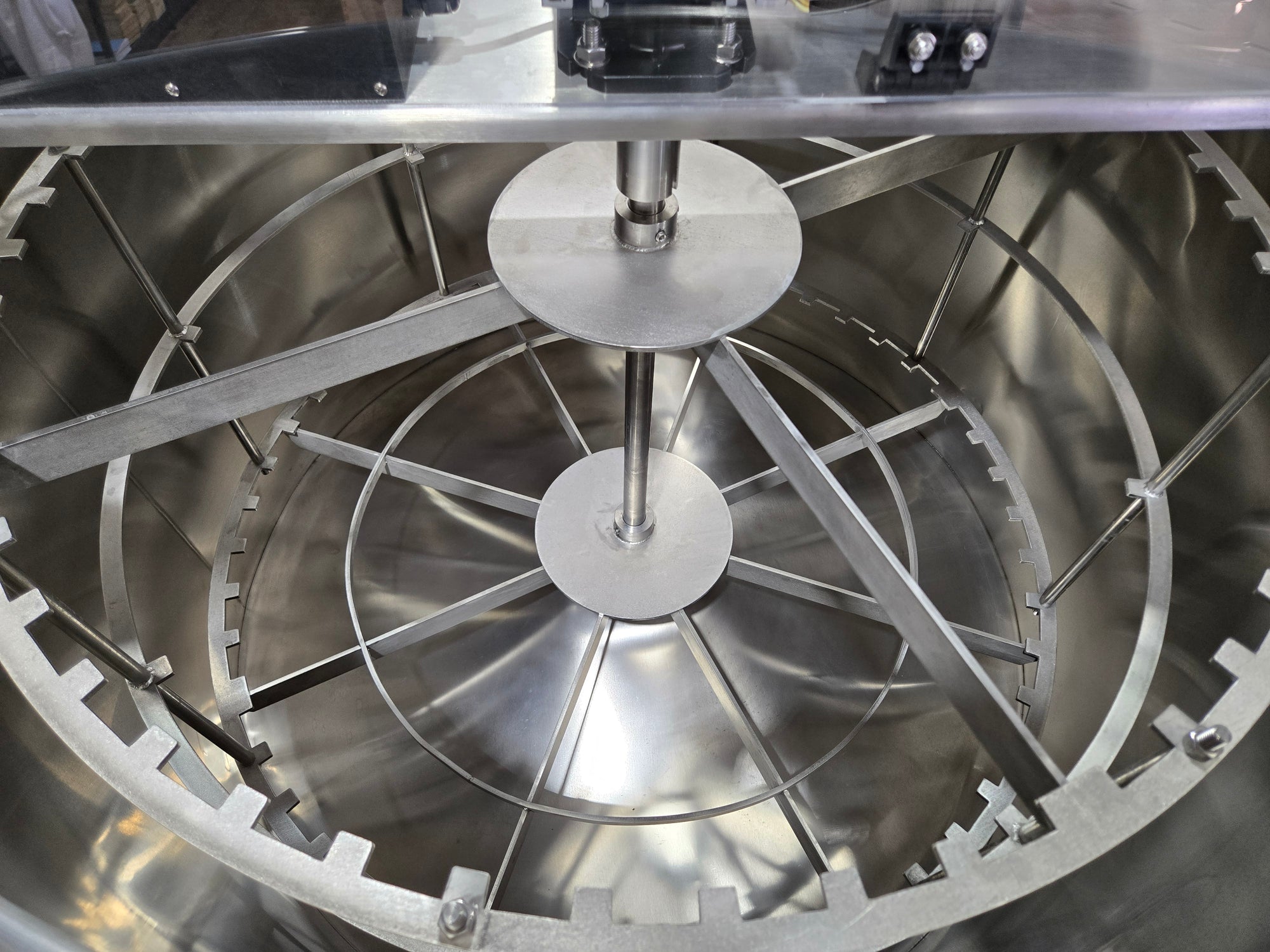 Maxx48 Honey Extractor - 48 Frame Radial