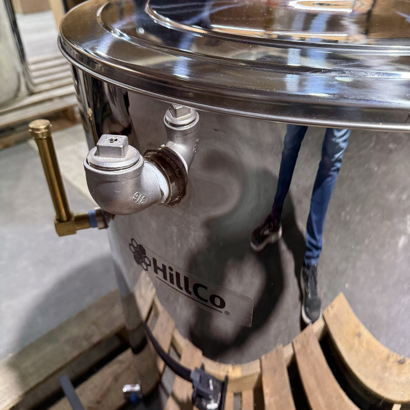32 Gallon Heated Bottling Tank - CLEARANCE - LOT# 171