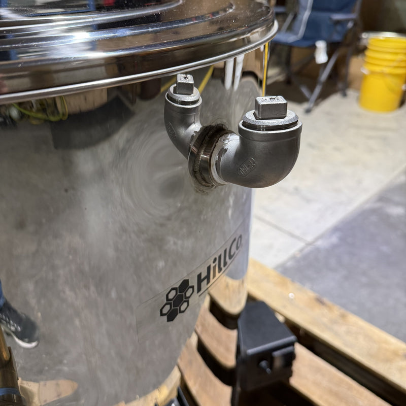 32 Gallon Heated Bottling Tank - CLEARANCE - LOT# 171