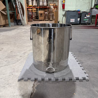 Maxx Honey Storage & Bottling Tank - 9 Gallon CLEARANCE Lot 241