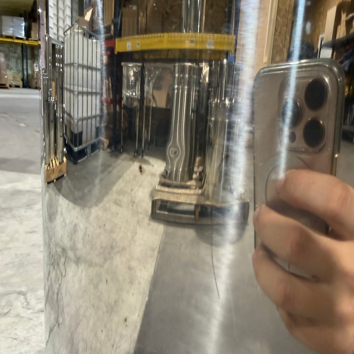 Lot 242 Maxx Honey Storage & Bottling Tank - 18 Gallon