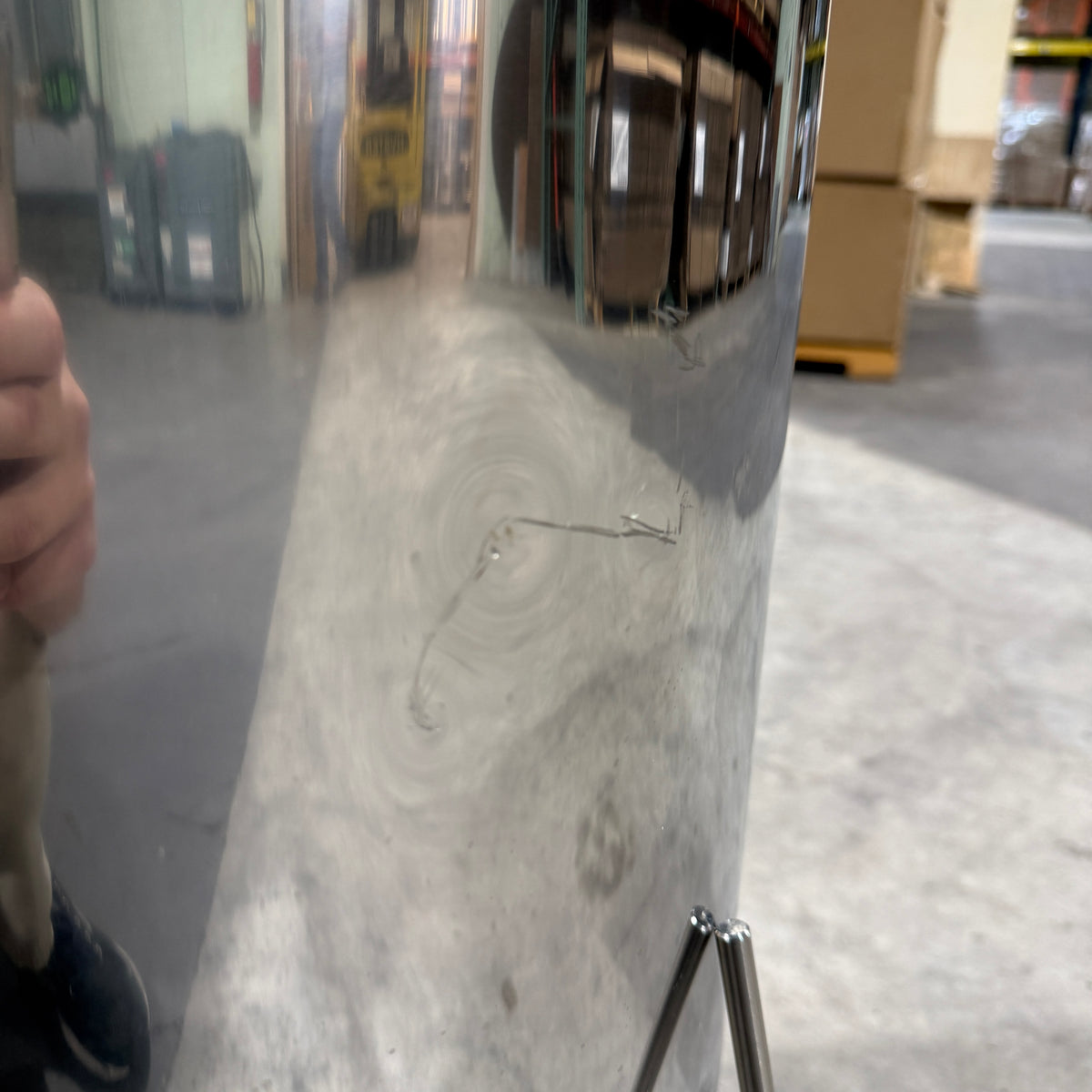 32 Gallon Heated Bottling Tank CLEARANCE Lot 252