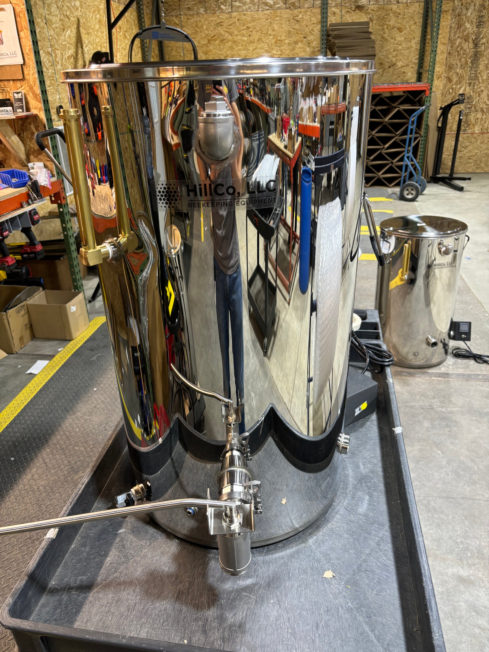 19 Gallon Heated Bottling Tank - CLEARANCE - Lot #37