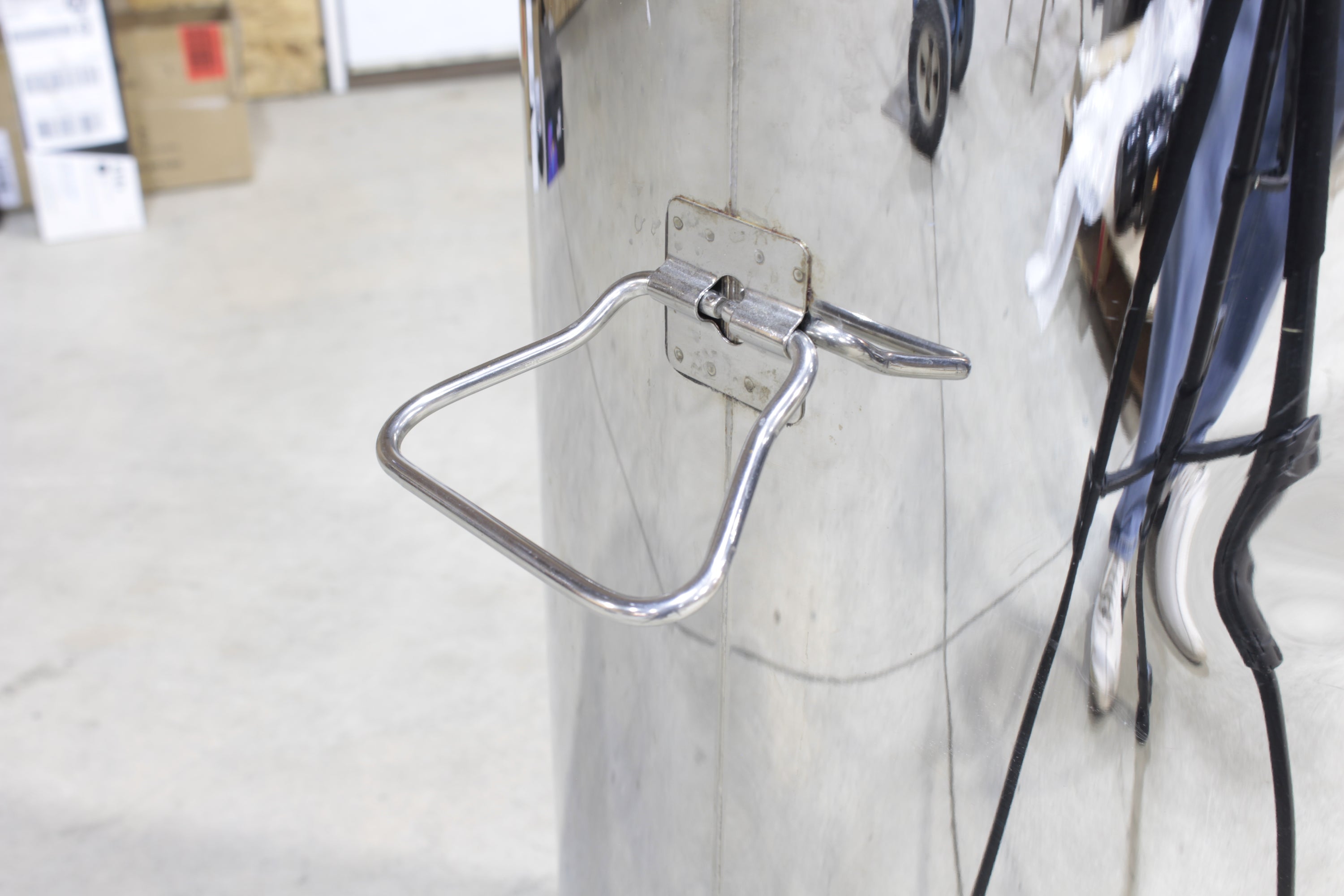 19 Gallon Heated Bottling Tank - CLEARANCE - Lot #37