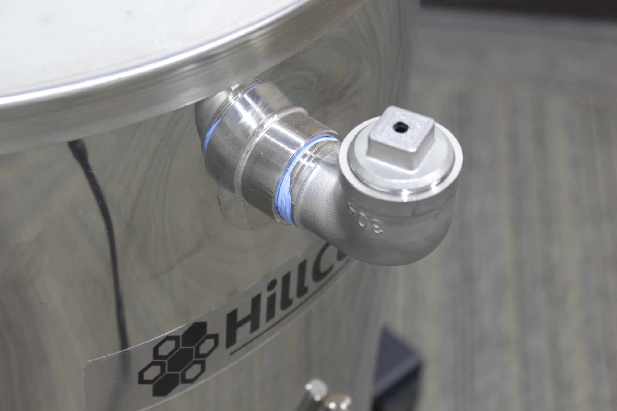 16 Gallon Heated Bottling Tank - CLEARANCE - Lot #53