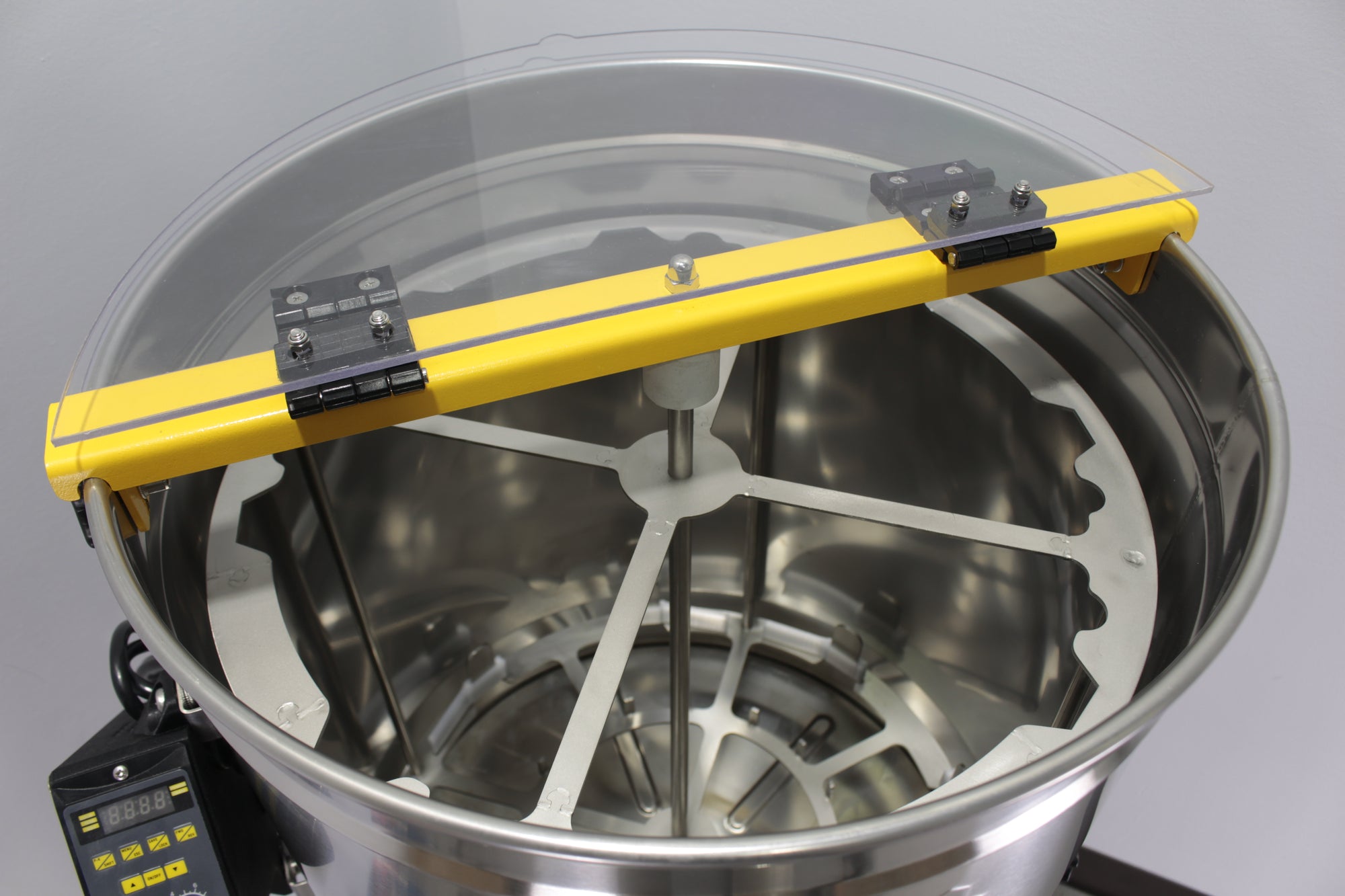 E8 Honey Extractor - 8 Frame Motorized - Free Shipping!