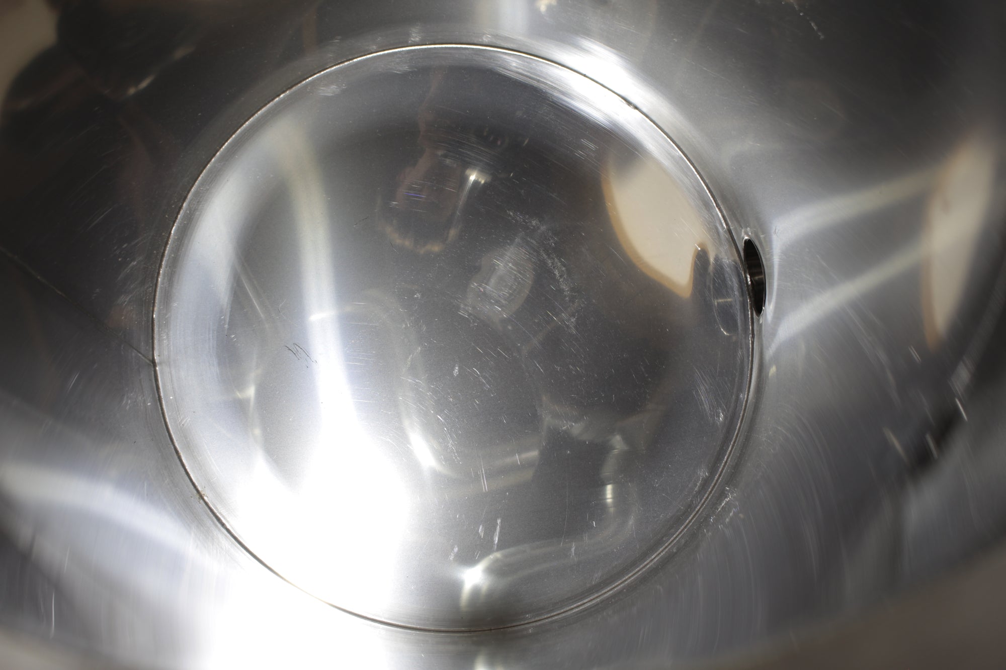 16 Gallon Heated Bottling Tank - CLEARANCE - Lot #59