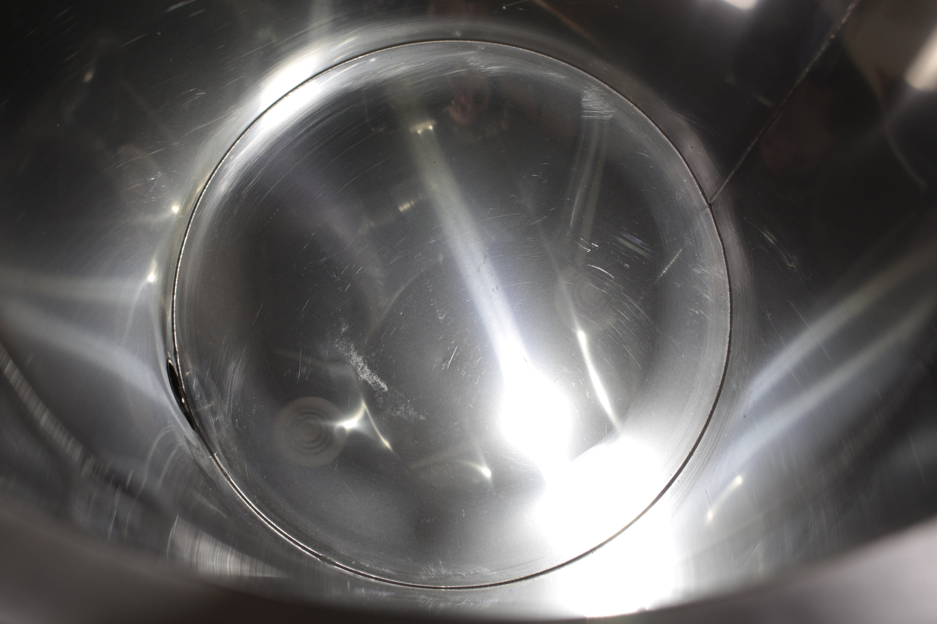 16 Gallon Heated Bottling Tank - CLEARANCE - Lot #59